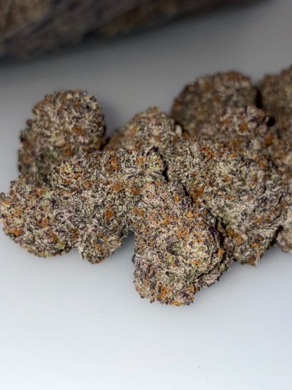 Middle night Milky Way strain