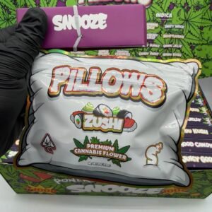 Explore Pillows Arcade Edition Fire Indoor Variety Box with 32 indoor flavors in one 1LB box, plus a rolling kit. Discover product details and specifications.