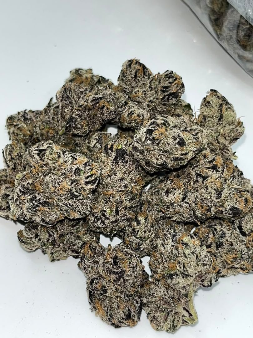 Coochie Runtz Strain Coochie Runtz Strain